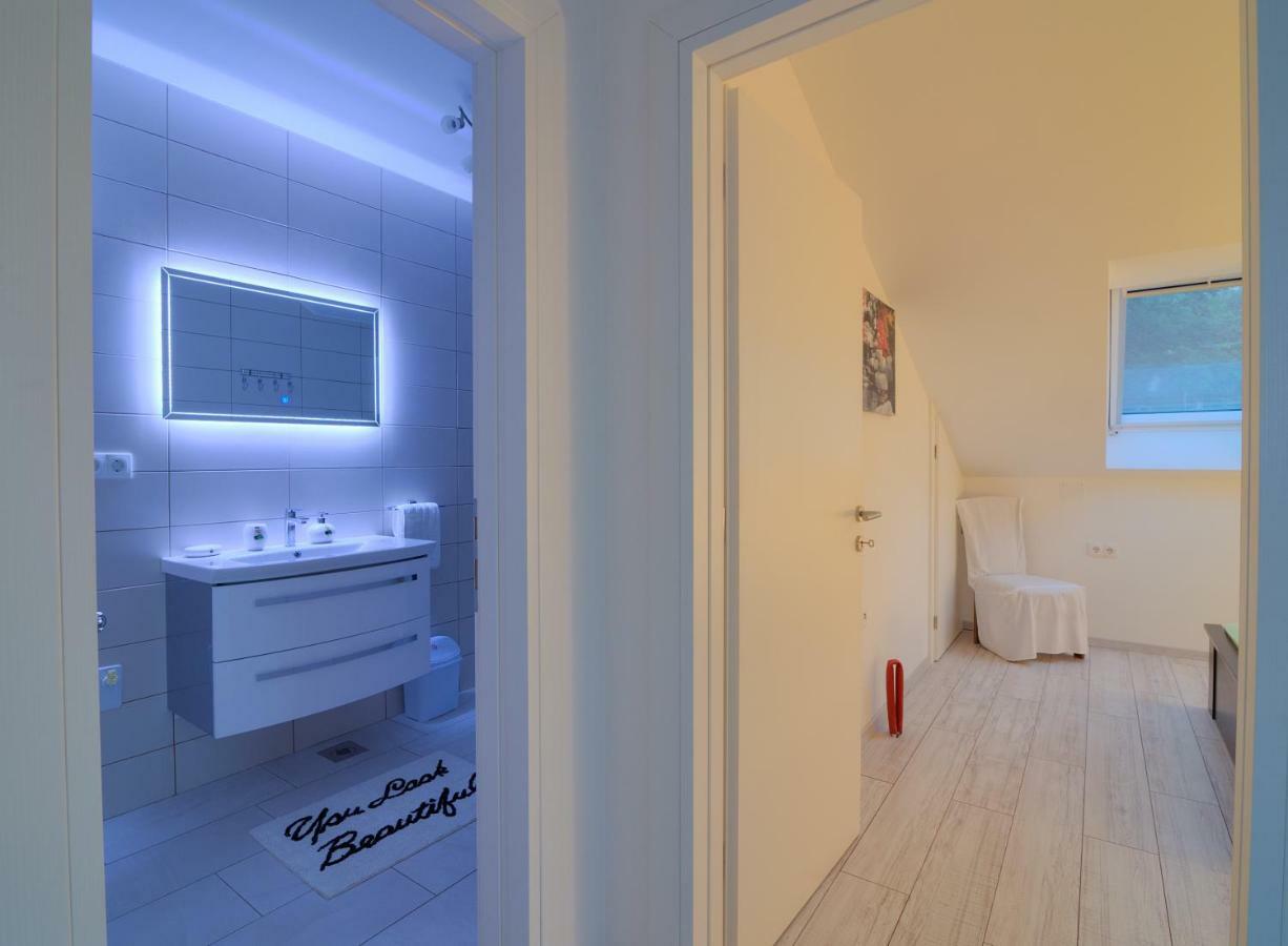 Tri Srice Apartman Zengg Kültér fotó