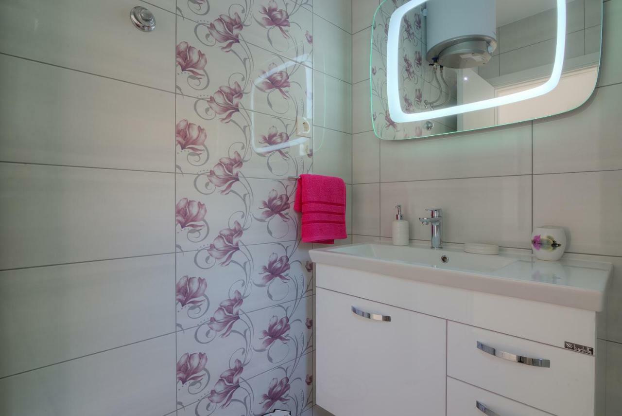 Tri Srice Apartman Zengg Kültér fotó