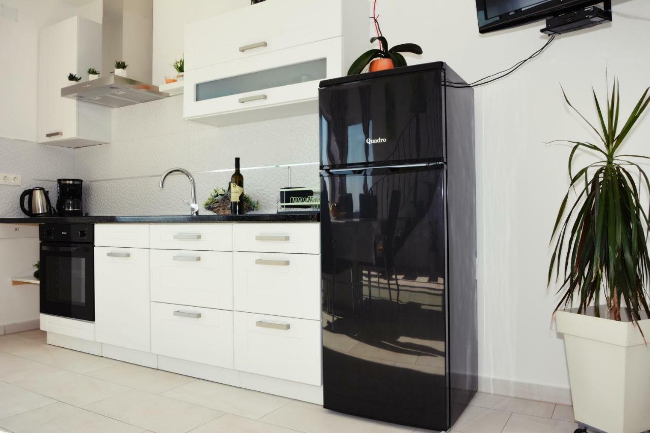 Tri Srice Apartman Zengg Kültér fotó