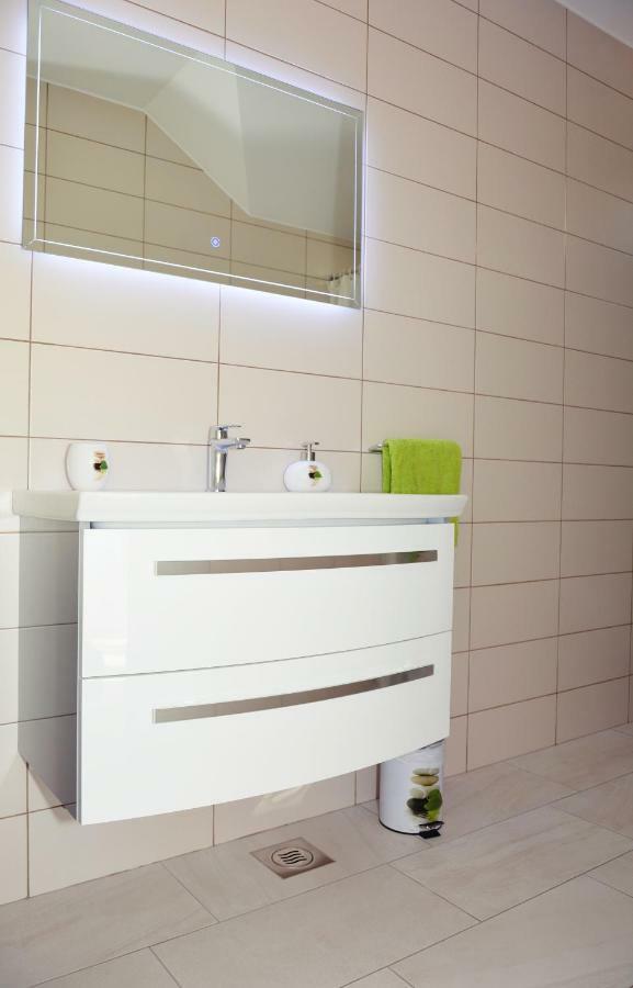 Tri Srice Apartman Zengg Kültér fotó