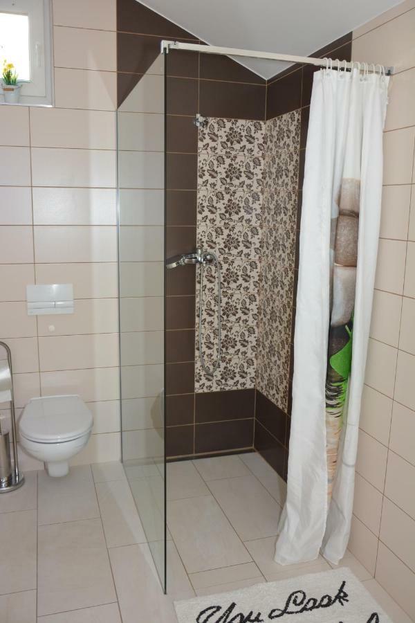 Tri Srice Apartman Zengg Kültér fotó